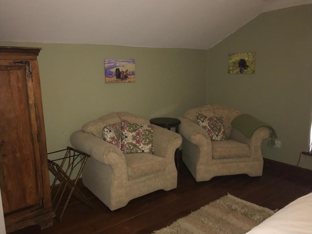 Pleck Barn B&B 앤스티 외부 사진