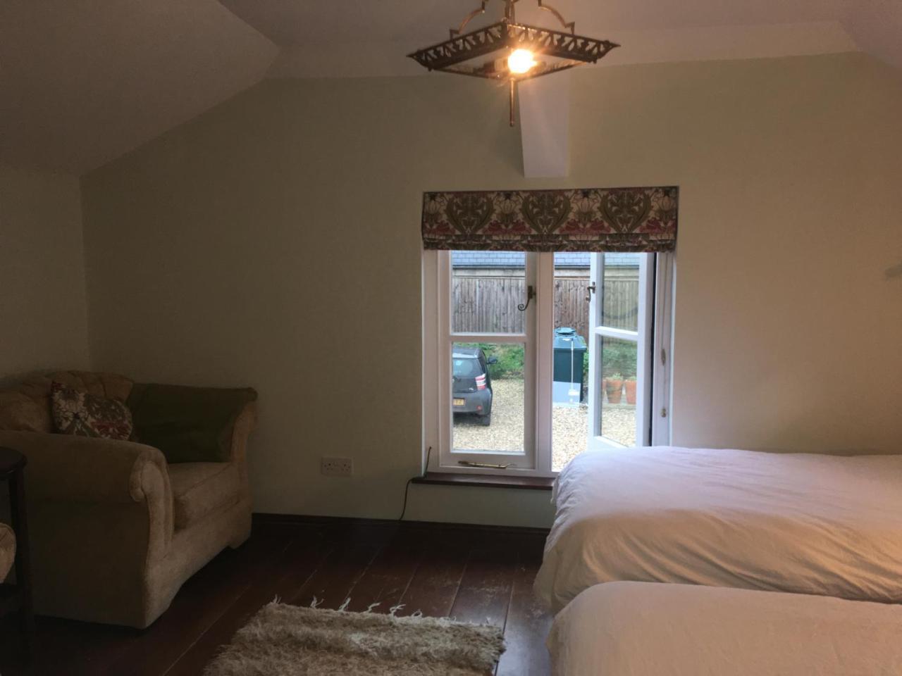 Pleck Barn B&B 앤스티 외부 사진