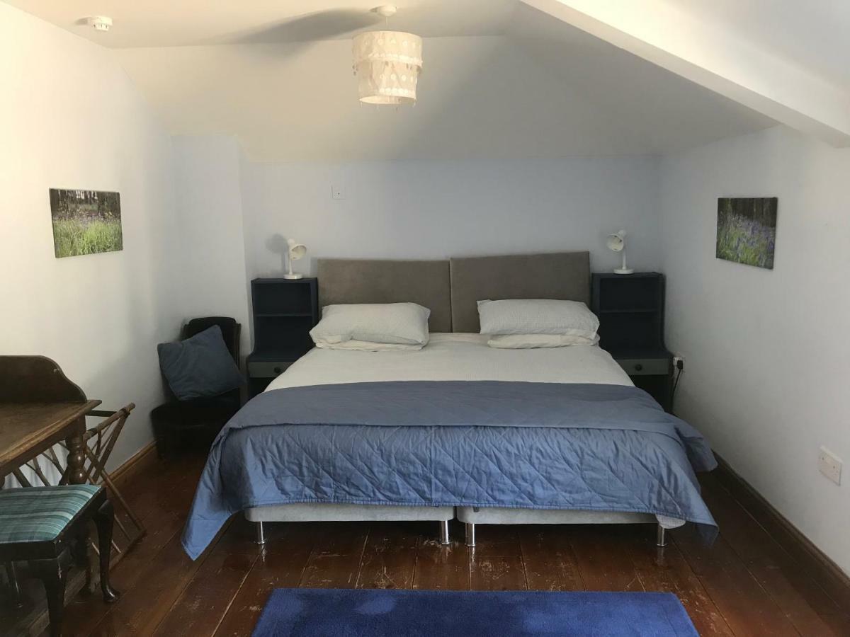 Pleck Barn B&B 앤스티 외부 사진